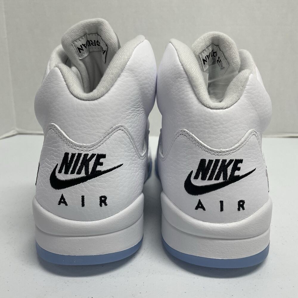 Air Jordan 5 Retro White Metallic 2026 HQ7978 103 Size 13 All White Party Shoe - Picture 2 of 7